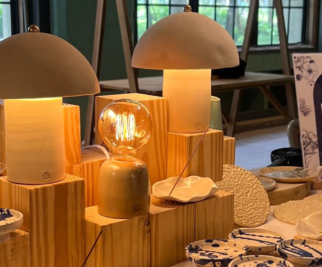 送料無料】台湾 陶器テーブルランプ / 無印風ナイトランプ (電球付き