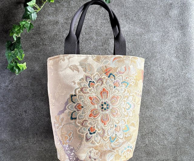 着物リメイクバッグ(花紋) バケツ型トート 丸底バッグ Kimono remake