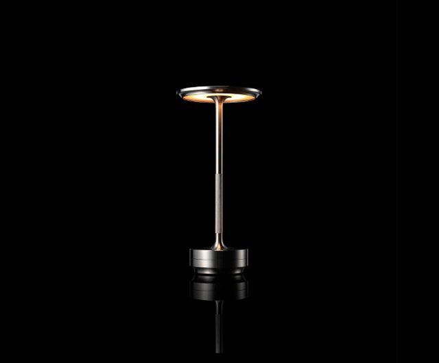 台湾 AMBIENTEC | TURN ステンレススチール ワイヤレスデスクランプ