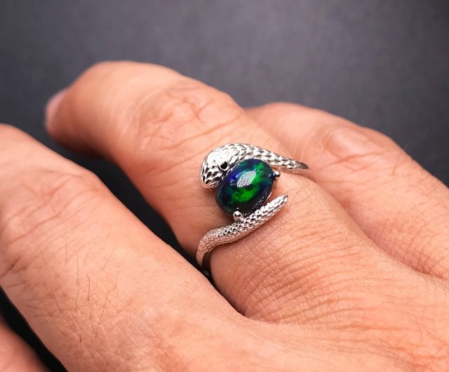 送料無料】ブラックオパールリング、スネークリング、オパールシルバー