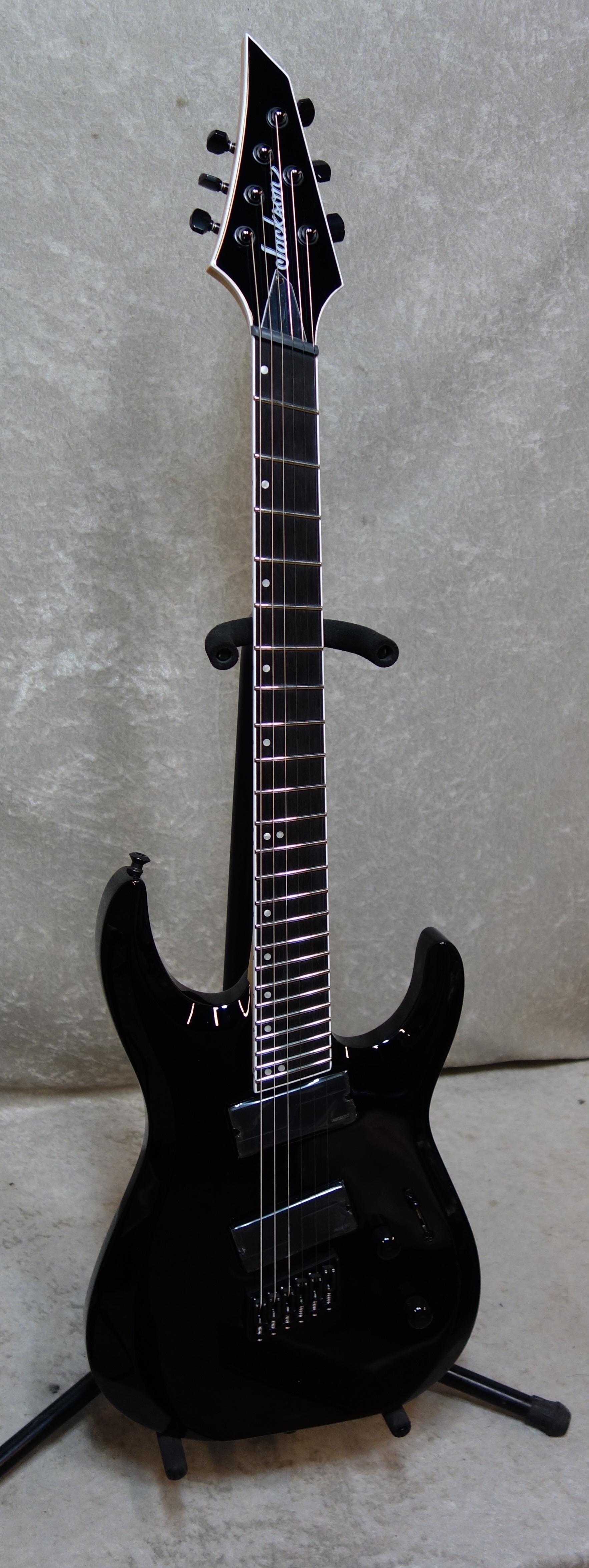 In Stock! Jackson Pro Plus Series DK Modern MS HT6 guitar in Gloss