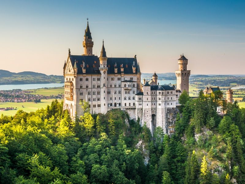 プライベートツアー】ノイシュヴァンシュタイン城、ヴィース教会と