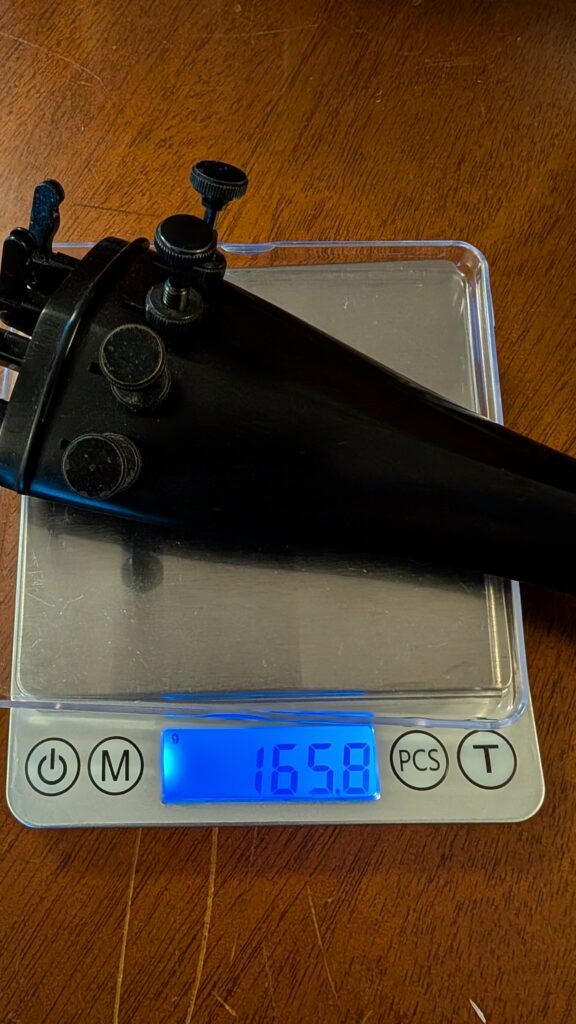 チェロをフルカーボン製テールピースに交換してみる