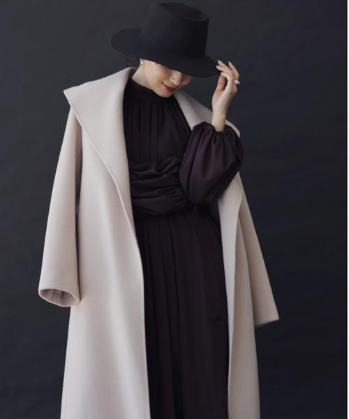 anuans（アニュアンス）の「ビッグカラーリバーコート（その他アウター