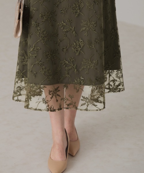 Leja（レジャ）の「【LEJA】花柄刺繍レーススパンコールハートカットA