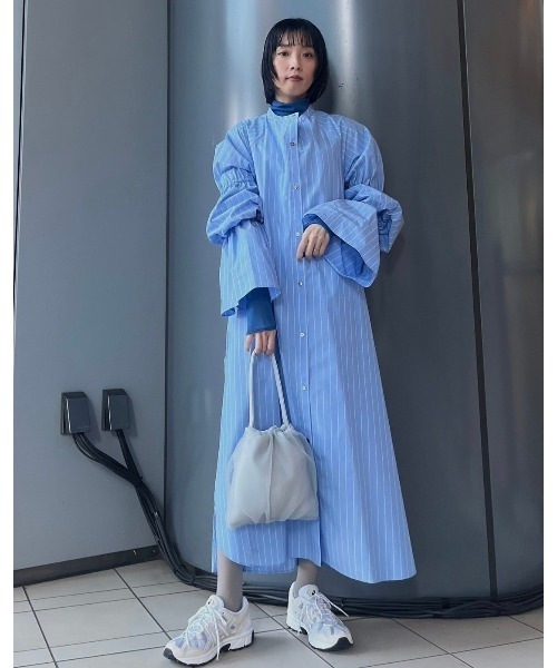 emmi（エミ）の「【emmi atelier】デザインスリーブシャツワンピース