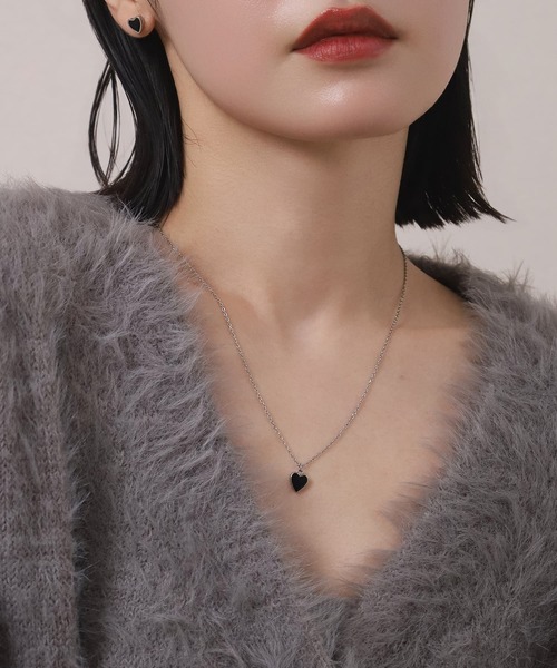 WEB限定】“Moment”ハートネックレス/ブラック/サージカルステンレス