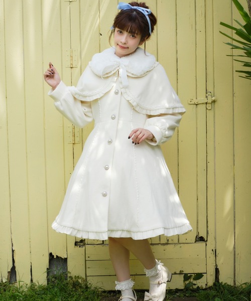 axes femme（アクシーズファム）の「ケープ付きロングコート（その他