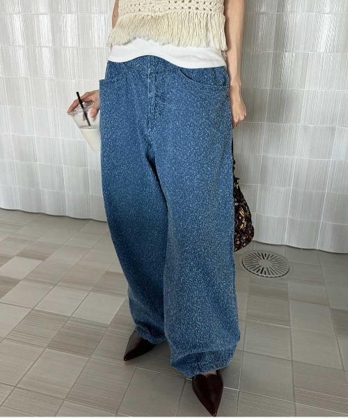 Ameri（アメリ）の「MEDI SCRATCH OVAL WIDE DENIM（デニムパンツ