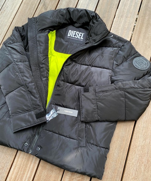 DIESEL（ディーゼル）の「2WAY バックプリント 中綿 ウィンター