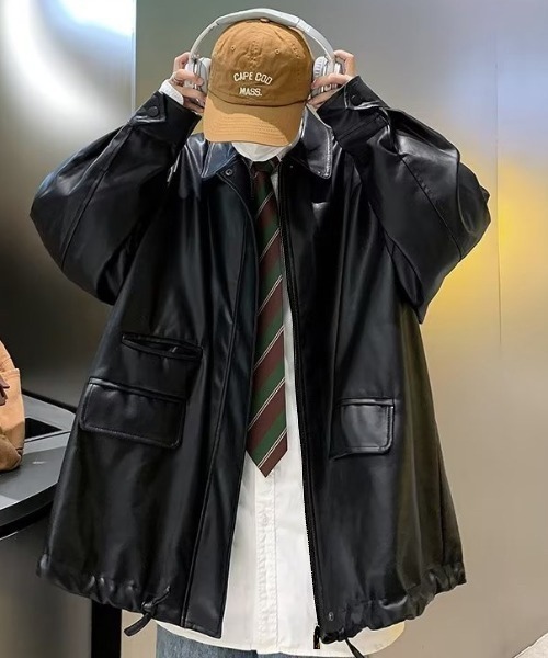 ヴィンテージライクな雰囲気がたまらない。オーバーサイズ PUレザー