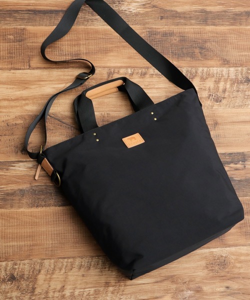 本革レザーパッチ タフタナイロン 2WAY ショルダートートバッグ A4対応