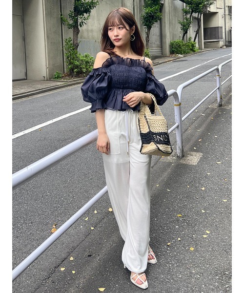 SNIDEL（スナイデル）の「Sustainableギャザーオフショルブラウス