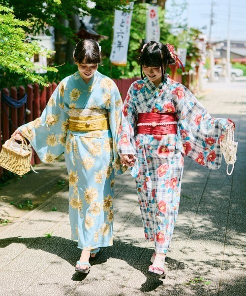 kutir（クティール）の「【クティールとレトロ】2wayレトロ浴衣セット