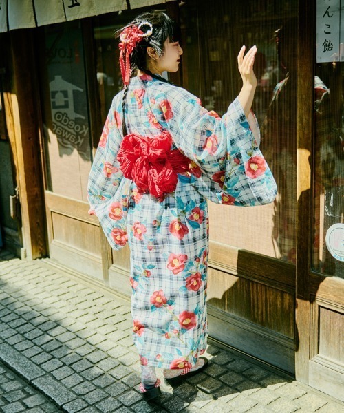 kutir（クティール）の「【クティールとレトロ】2wayレトロ浴衣セット