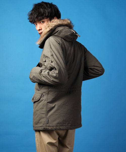 SHIPS GENERAL SUPPLY（シップスジェネラルサプライ）の「ALPHA×SHIPS