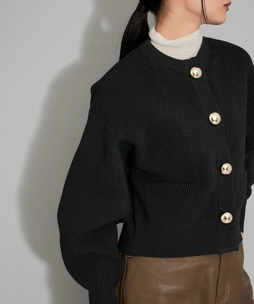 WEB限定】・【サステナブル】BIGボタンニットカーディガン
