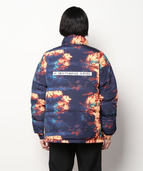 A BATHING APE（アベイシングエイプ）の「TIE DYE LOOSE FIT DOWN