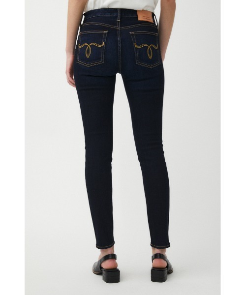 WF Rebirth embroidery SKINNY（デニムパンツ）｜MOUSSY（マウジー）の
