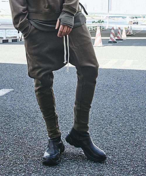 CHORD NUMBER EIGHT（コードナンバーエイト）の「SARROUEL SWEAT PANTS
