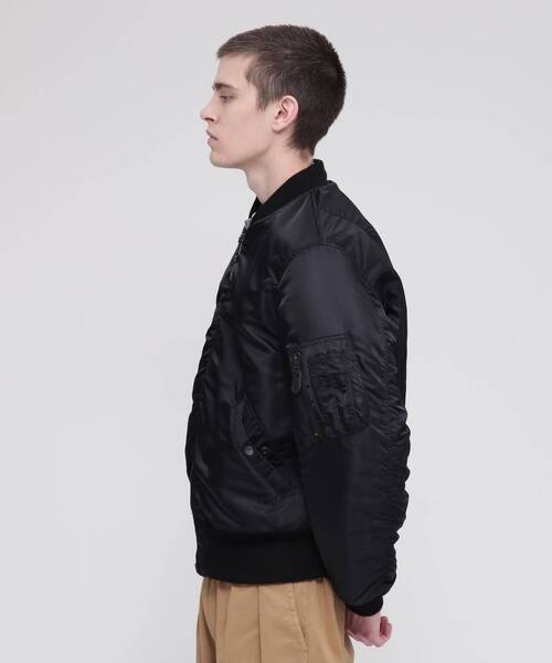 AVIREX（アヴィレックス）の「MA-1 BLACK / ブラック / AVIREX