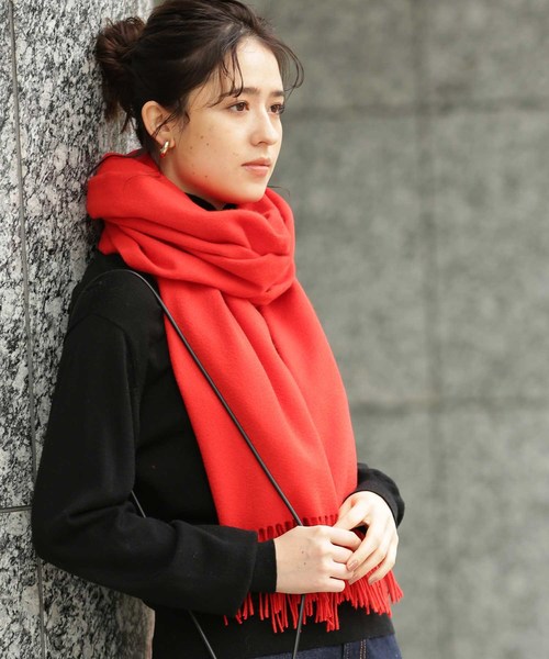 ADAM ET ROPE'（アダムエロペ）の「カシミヤストール（ストール