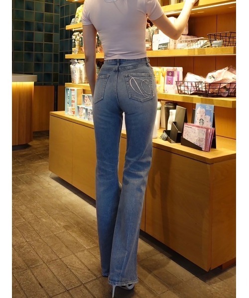 セミフレアデニムパンツ（デニムパンツ）｜Darich（ダーリッチ）の