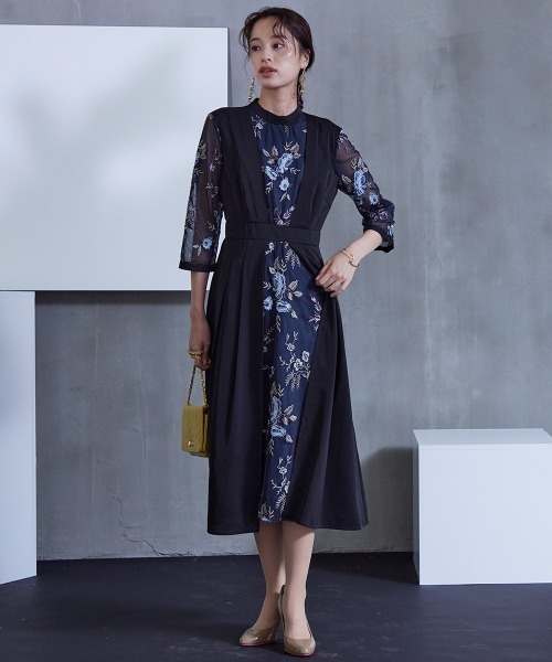 Callarus〕スタンドカラーフロント刺繍レース切替デザインワンピース