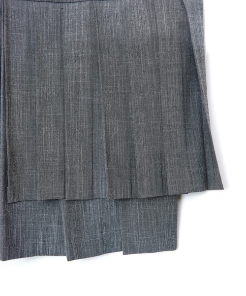 プリーツスカートレイヤードパンツ（スラックス）｜AULA AILA