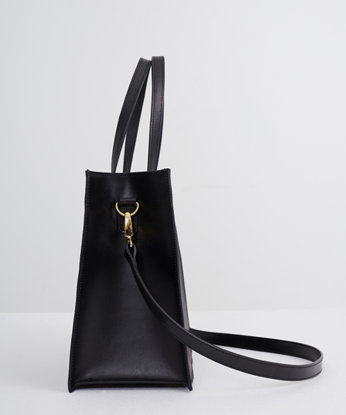 UNITED TOKYO（ユナイテッドトウキョウ）の「レザーミニトートバッグ