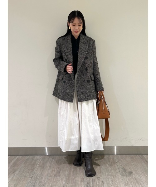 Mila Owen（ミラオーウェン）の「ビッグショルダーダブルジャケット