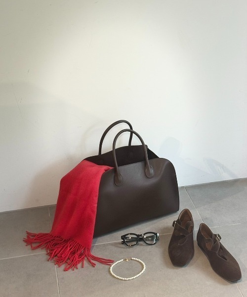 Mila Owen（ミラオーウェン）の「巾着付きラージボストンバッグ