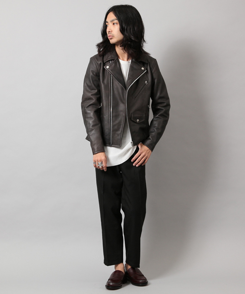 AMERICAN RAG CIE（アメリカンラグシー）の「レザーダブルライダース