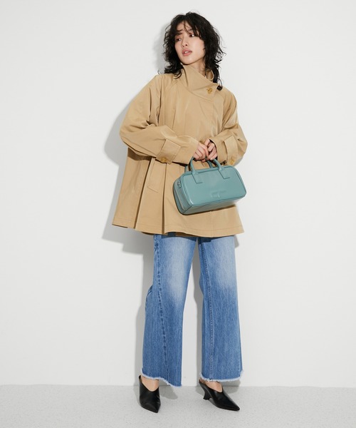 ADAM ET ROPE'（アダムエロペ）の「フレアーミドルトレンチコート