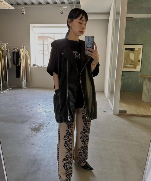 Ameri（アメリ）の「MEDI VINTAGE FLOWER KNIT PANTS（その他パンツ