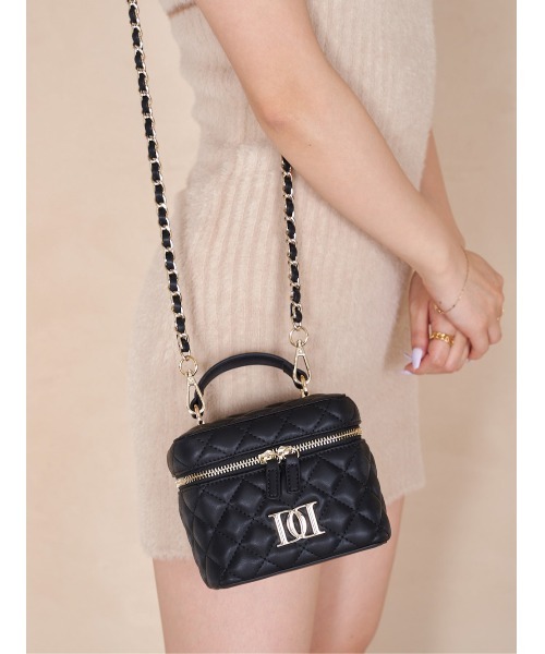 Darich（ダーリッチ）の「キルティングスクエアミニバッグ（ショルダー