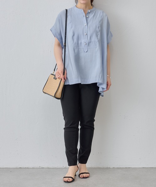 BEARDSLEY（ビアズリー）の「《ビアズリー》パール釦フレンチブラウス