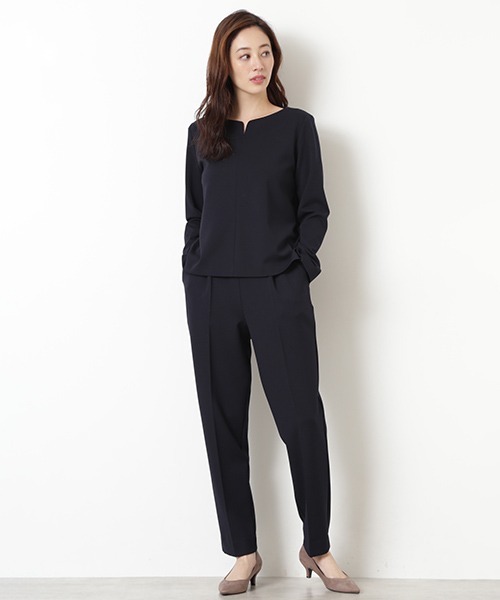 ナチュラルビューティーベーシック パンツスーツセット 黒×ストライプ