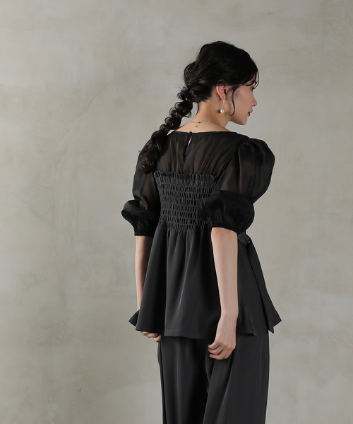 Kana（カナ）の「ビスチェペプラムトップス パンツ セットアップ