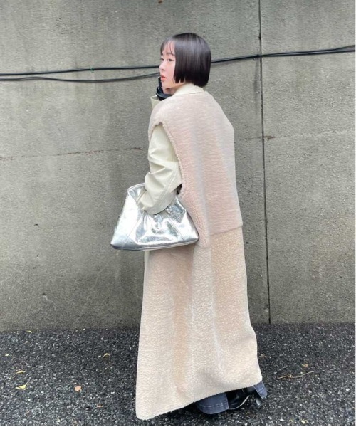 Ameri（アメリ）の「FABRIC BLOCKING LONG BOA VEST（ベスト）」 - WEAR