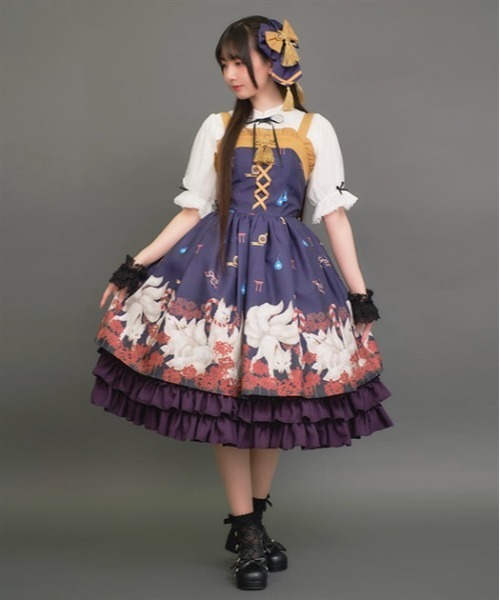 axes femme kawaii（アクシーズファムカワイイ）の「彼岸の白狐会柄