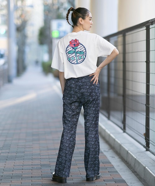 X-girl（エックスガール）の「FLORAL CAMO PANTS/花柄×カモフラ柄 総柄