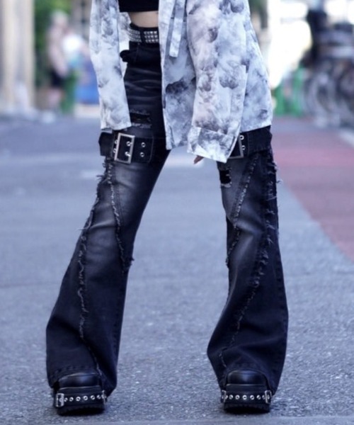 REFLEM（レフレム）の「『REFLEM/レフレム』切替フレアデニムパンツ