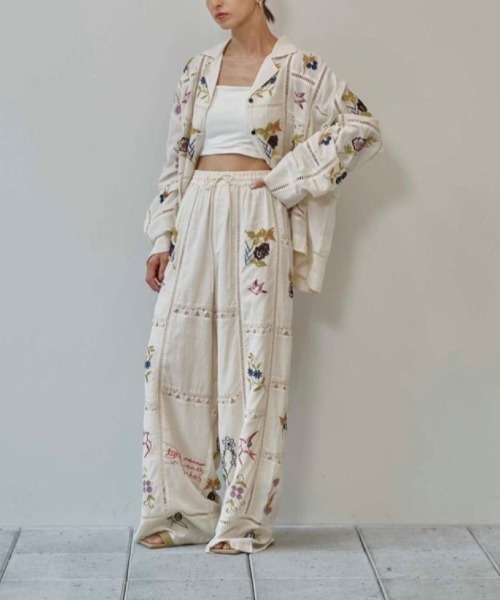 TODAYFUL（トゥデイフル）の「TODAYFUL Embroidery Patchwork Trousers