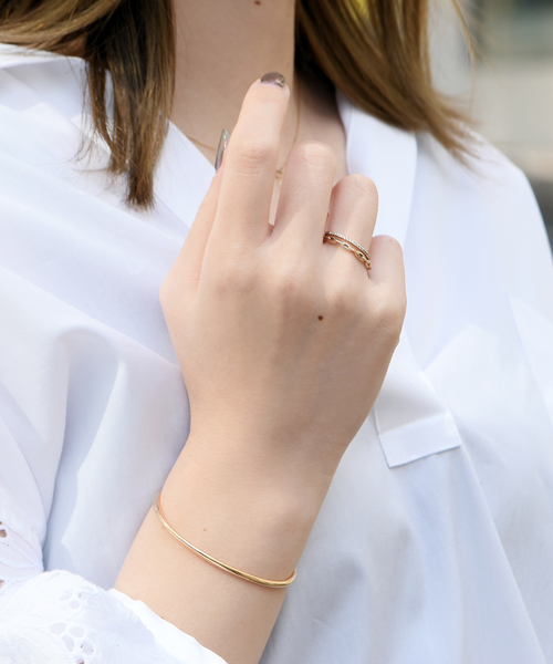 Lilas（リラ）の「2.5パイプC型バングル K10（ブレスレット）」 - WEAR