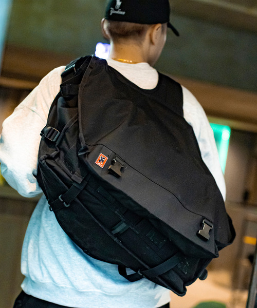 BERLIN / ベルリン メッセンジャーバッグ（メッセンジャーバッグ