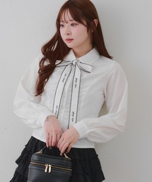 パフスリーブ ボウタイ」に該当するトップス（リボン）ファッション