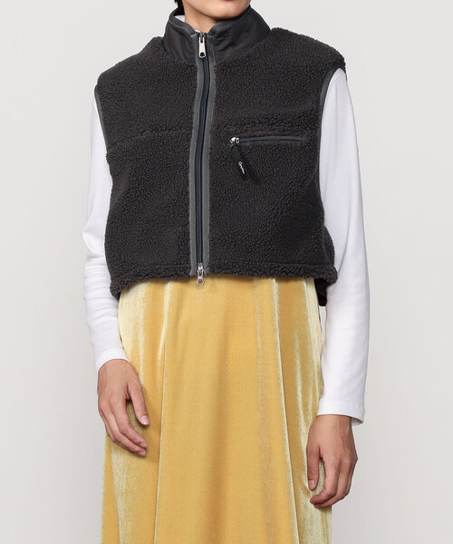 GYMPHLEX（ジムフレックス）の「Gymphlex | ライトボア ショートベスト