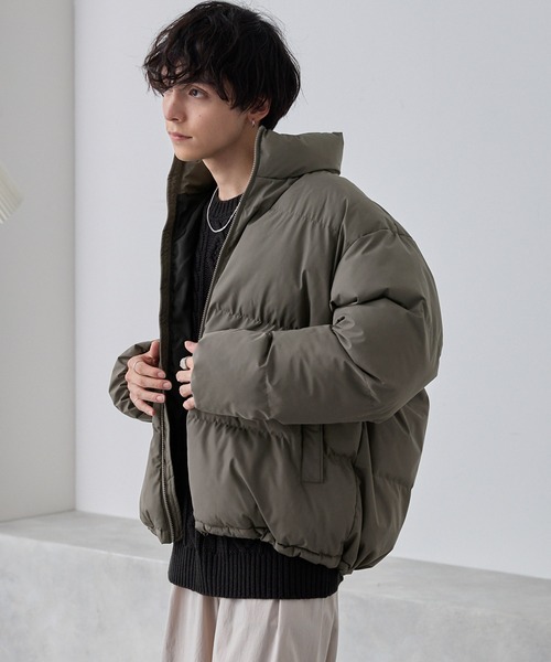 ショートボリューム撥水スタンドネックドロストパテッドブルゾン MONO