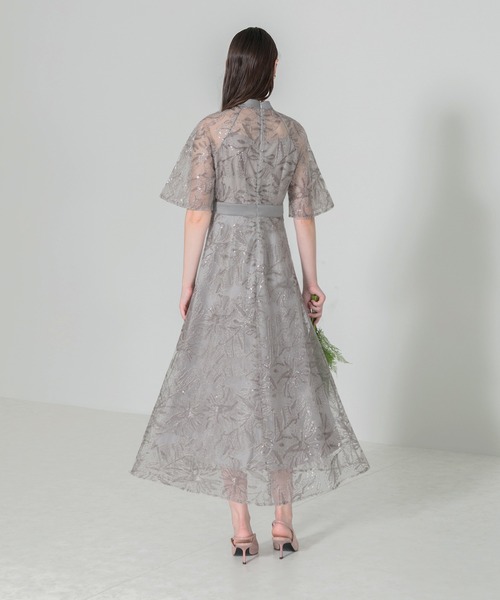 Leja（レジャ）の「【LEJA】スパンコール花柄刺繍プチハイネック